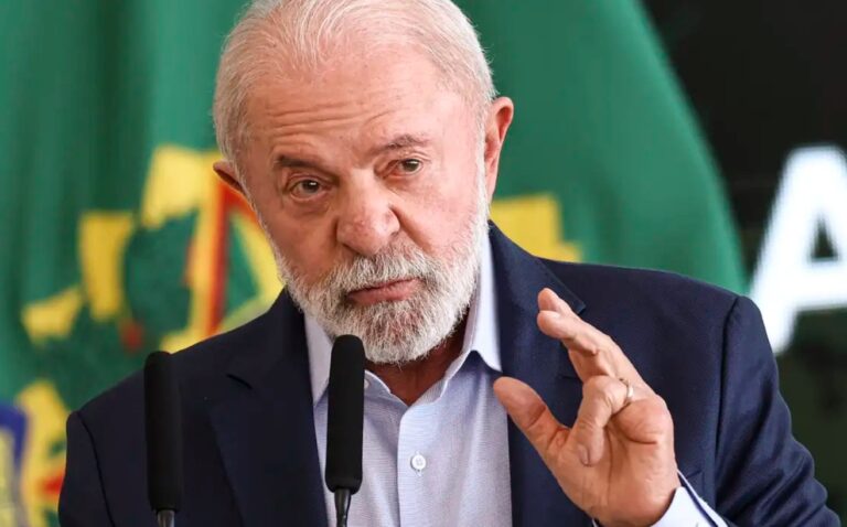 Lula expressa desapontamento com redução tímida da taxa Selic pelo Copom