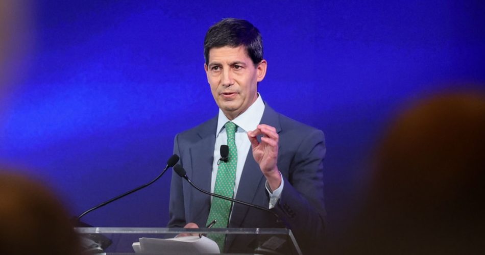 Kevin Warsh, indicado ao Fed, revela patrimônio acima de 100 milhões de dólares